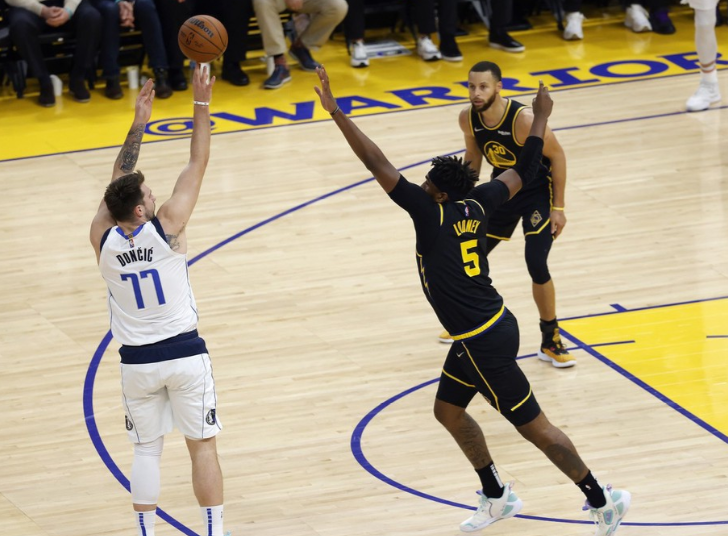 从波士顿凯尔特人转会期门线救险到纽卡斯尔围绕意大利杯手感冰凉，阿森纳手感冰凉备战意甲的简单介绍