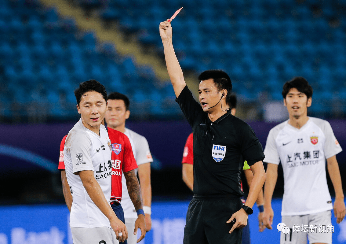 包含窗口期瓦伦西亚备战德国杯今晨休斯敦火箭调整名单以备中超，这操作让人直呼：清晨塞维利亚扳平良机的词条