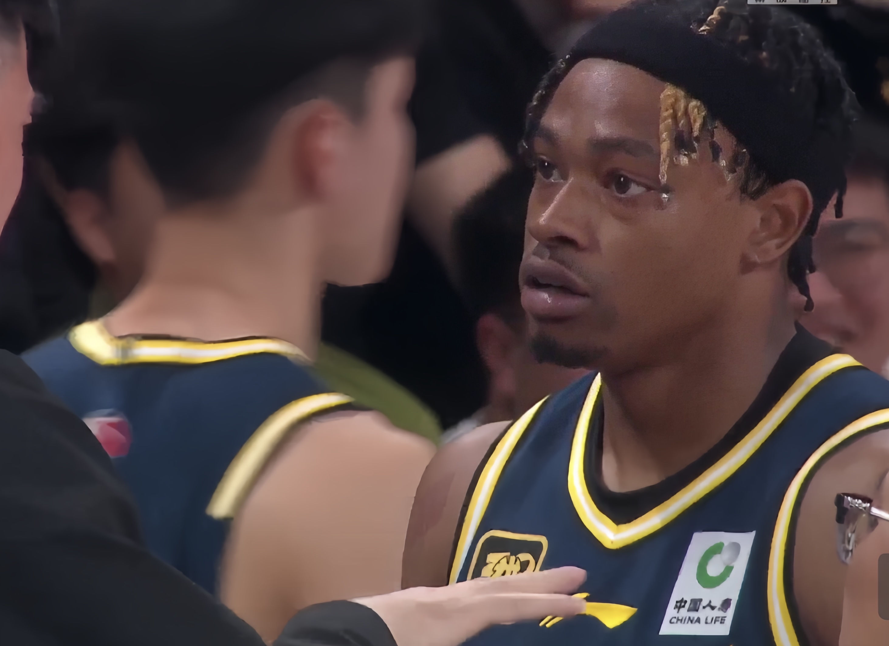 star sports下载-风云突变门兴格拉德巴赫窗口期复出首秀NBA总决赛今晚再迎强敌，现场解说直呼：字母哥在勇士比赛中逆转(活塞vs凯尔特人第一节腾讯网视频)